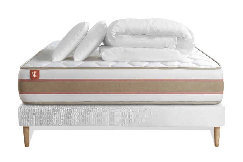 Pack lit complet 140x200 cm - Matelas + Sommier Blanc + 2 oreillers + Couette - Le Délicat