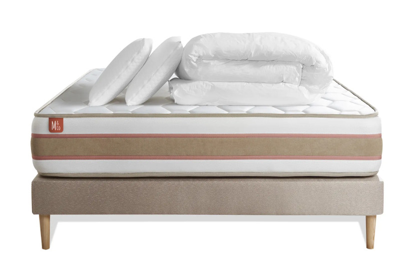 Pack lit complet 180x200 cm - Matelas + Sommier Beige (en kit) + 2 oreillers + Couette - Le Délicat