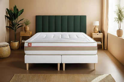 Pack lit complet 160x200 cm - Matelas + 2 Sommiers Blancs + 2 oreillers + Couette - Le Tendre